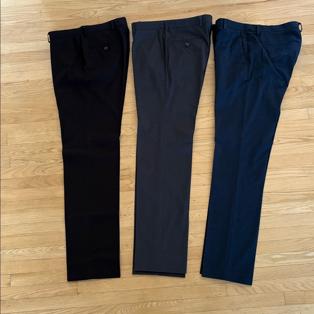 LOT of 3 men dress pants - size 30